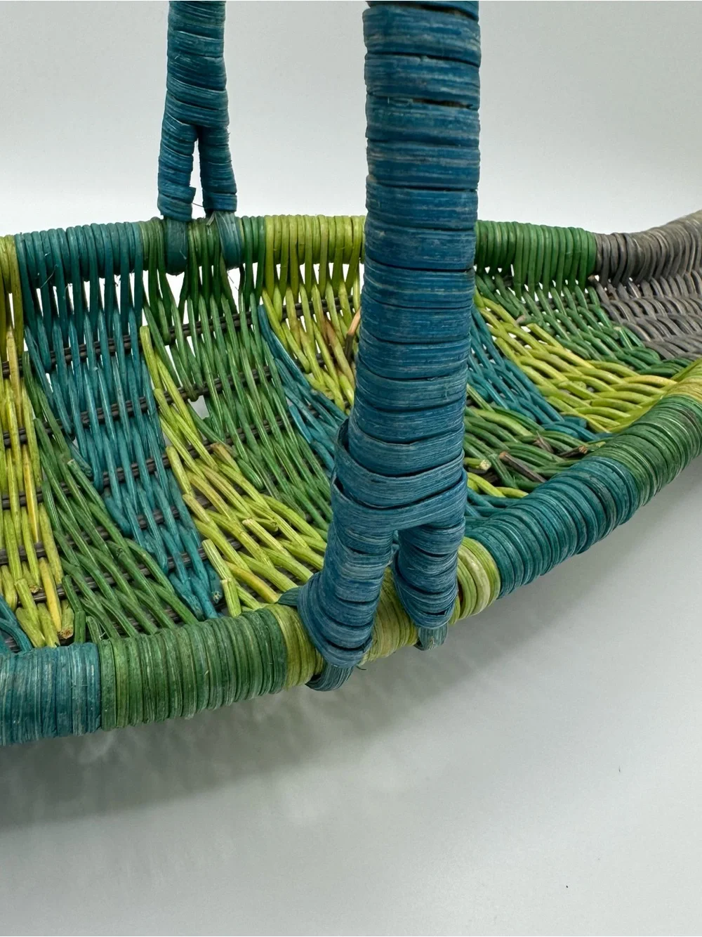 Vintage Wicker Fish Basket Shaped Fruit Bowl Colorful Hand Woven Boho Handle 70s